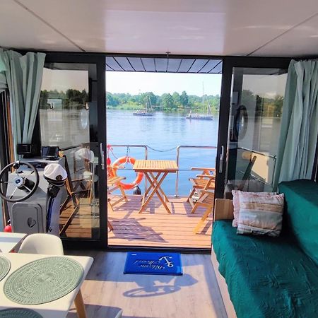 Houseboat Water Boy Apartament Plywajacy Dom Na Wodzie Lodz Apartment Wroclaw Luaran gambar